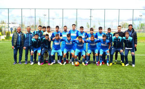 You are currently viewing Echipa de juniori U19 a Chindiei Târgoviște s-a calificat în finala Cupei României
