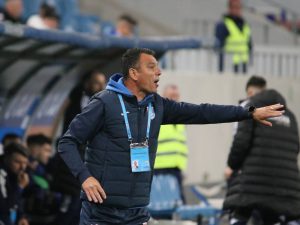 Read more about the article Concluziile lui Toni Petrea, după eșecul cu FC U Craiova: ”Nu am avut luciditate și concentrare. Dacă nu reușești să marchezi, e greu să pleci cu puncte”