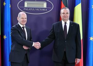 Read more about the article Ciucă s-a întâlnit astăzi cu Cancelarul Republicii Federale Germania, Olaf Scholz