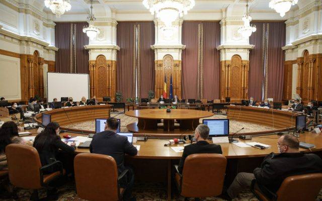 You are currently viewing Comisia Juridică a Camerei Deputaților a votat eliminarea pragului pentru infracțiunea de abuz în serviciu