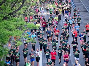 Read more about the article Mai multe străzi și bulevarde se închid duminică în București, pentru desfășurarea unui maraton