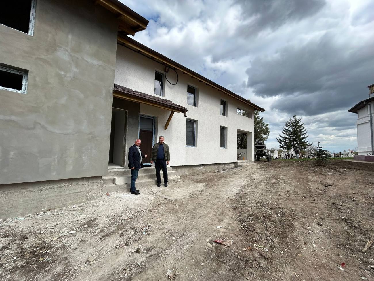 You are currently viewing În comuna Comișani, se lucrează la construcția a două capele