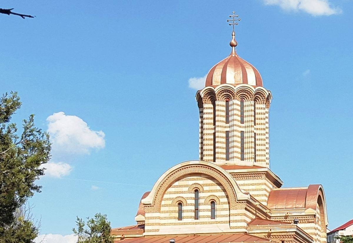 You are currently viewing PROGRAMUL SLUJBELOR PASCALE CE VOR FI OFICIATE DE CĂTRE ÎNALTPREASFINŢITUL PĂRINTE ARHIEPISCOP ȘI MITROPOLIT NIFON 