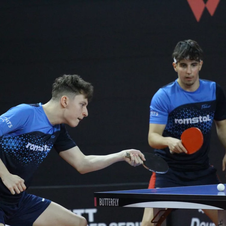You are currently viewing Târgovișteanul Darius Movileanu, printre medaliații cu bronz la dublu, la Campionatul European de tenis de masă U21