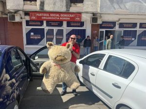 Read more about the article PSD Moreni, și astăzi, alături de locuitorii nevoiași