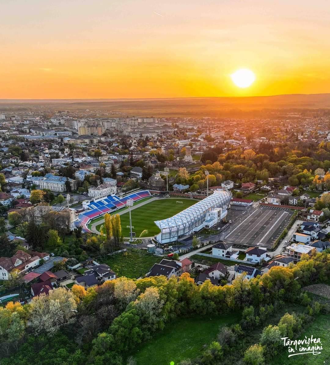 You are currently viewing Ziua cea mare a sosit. Emoții mari printre suporterii echipei Chindia Târgoviște