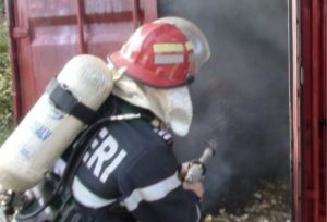 Read more about the article Locomotiva unui tren a luat foc, la Tărtășești! Pompierii au intervenit!