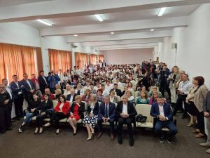 Read more about the article Rezultate excepționale pentru elevii dâmbovițeni, la Faza națională a concursului „Știu și aplic”, desfășurată la Iași