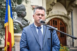 Read more about the article Viceprimarul Sibiului, trimis în judecată de Parchetul European, pentru fraudă cu fonduri europene