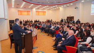 Read more about the article Corneliu Ștefan, președinte CJD: Cadrele didicatice dâmbovițene au o responsabilitate uriașă în formarea copiilor noștri