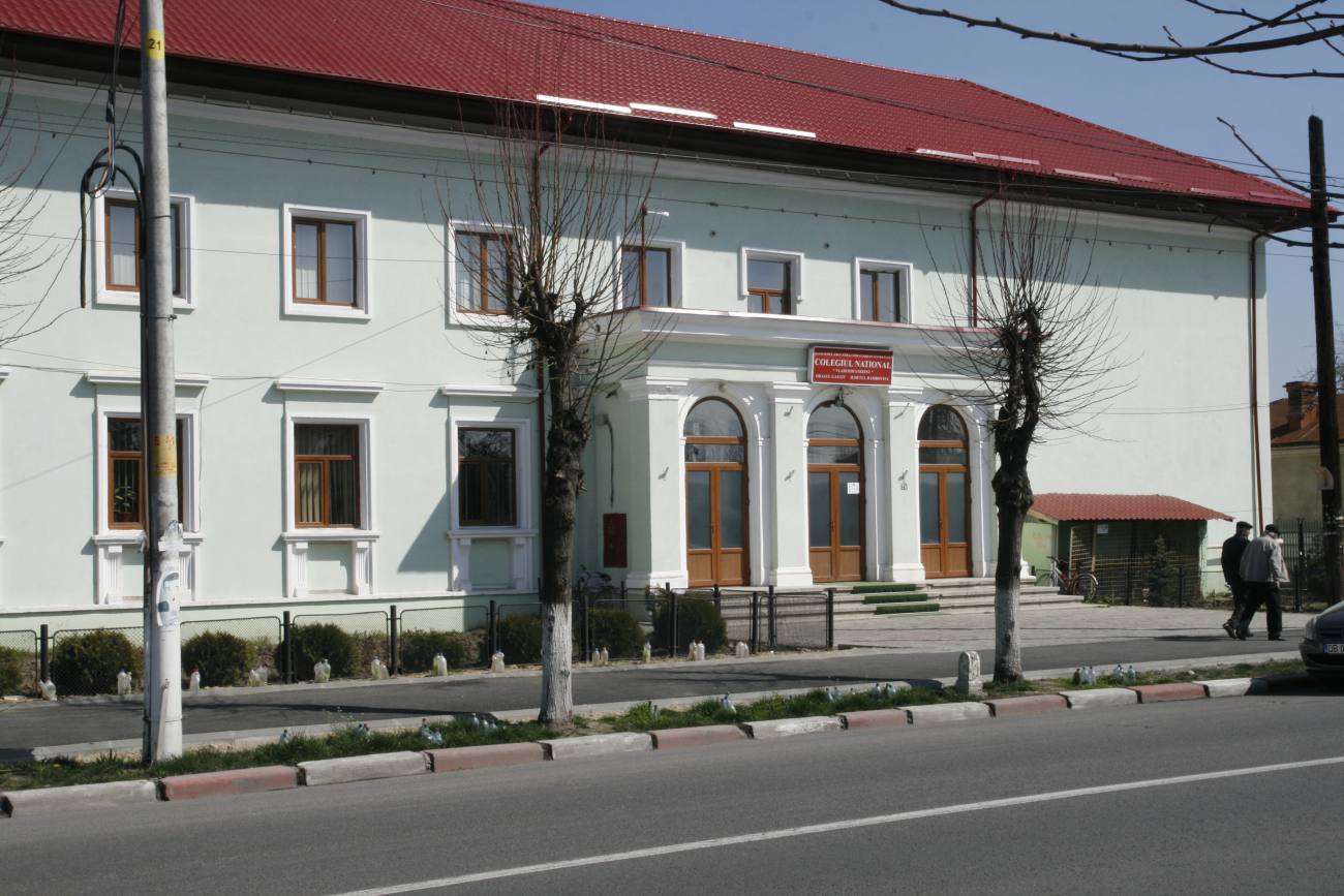 You are currently viewing Colegiul Național „Vladimir Streinu” este prima Școală Europeană din orașul Găești