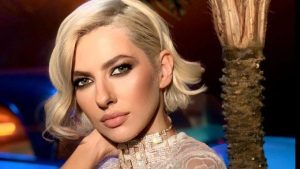Read more about the article Lidia Buble, condamnată definitiv la un an cu suspendare pentru că a mituit doi poliţişti