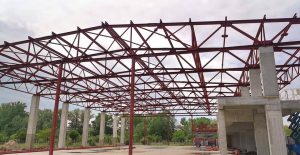 Read more about the article Avansează lucrările la sala de sport din campusul Universității ”Valahia”