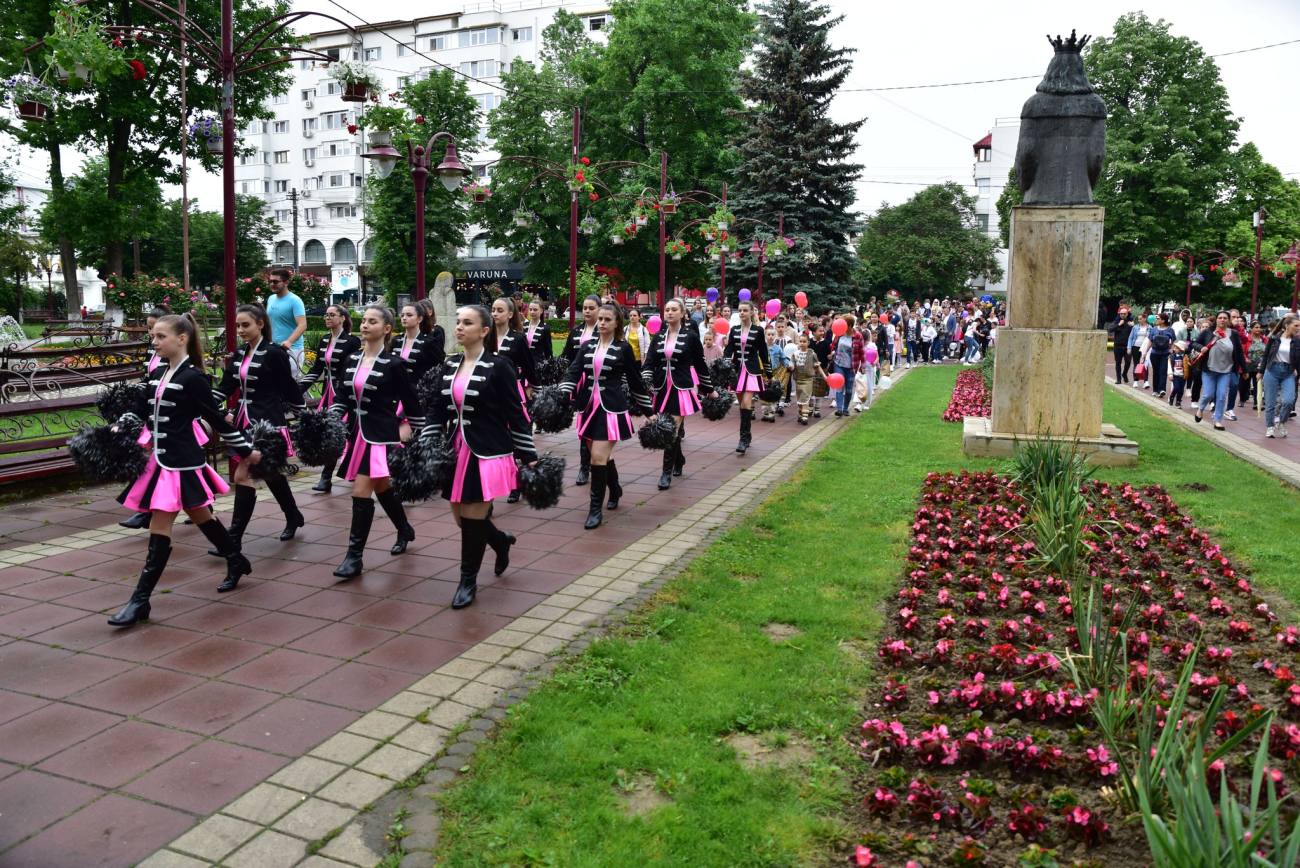 You are currently viewing La Găești a fost sărbătorită, ieri, copilăria
