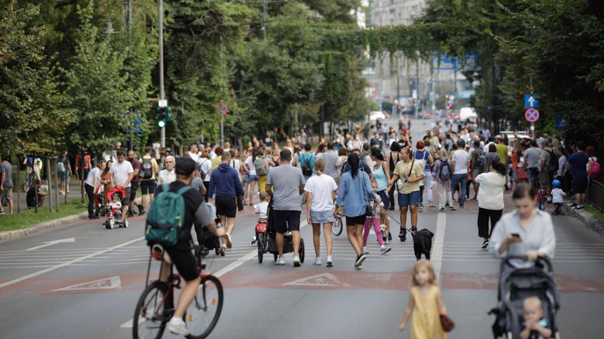 You are currently viewing Străzi deschise în București continuă și în acest weekend
