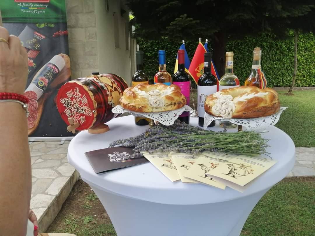You are currently viewing Expoziție de produse românești în Muntenegru