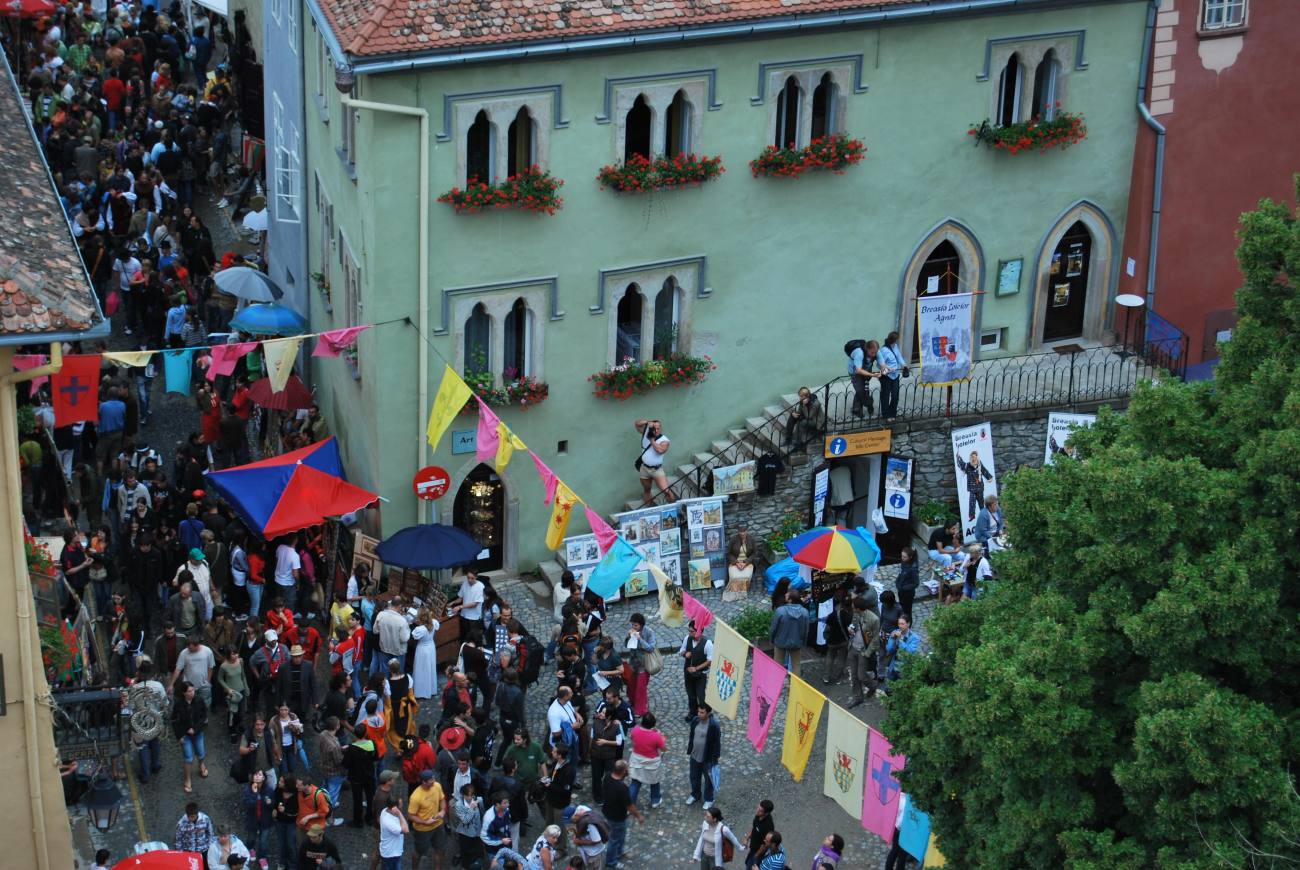 You are currently viewing Pentru prima dată, Festivalul Medieval de la Sighișoara nu se poate organiza, deoarece consilierii locali nu au aprobat proiectul