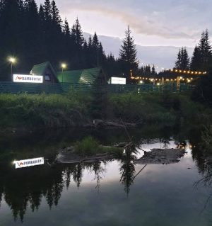Read more about the article Alege vacanța în campingul Zănoaga din Bucegi!