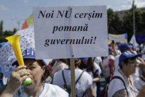 Read more about the article Virgil Guran, vicepreședinte PNL, face apel la înțelegere din partea profesorilor: dacă nu sunt bani, nu sunt bani în momentul acesta