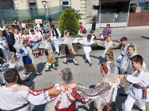 Read more about the article Centrul Județean de Cultură Dâmbovița a sărbătorit, astăzi, ia
