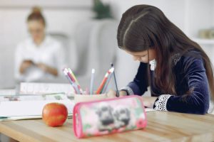 Read more about the article Carmen Holban, deputat: A fi învățător este de fapt o vocație, un dar primit doar de cei mai buni