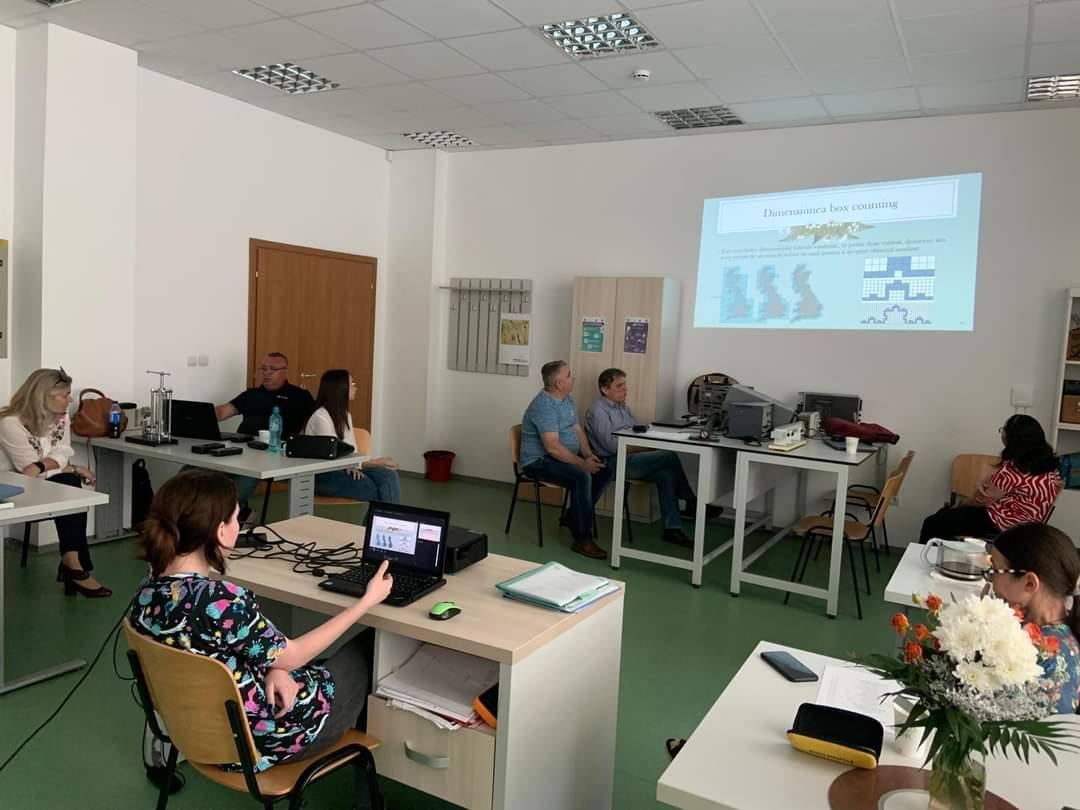 You are currently viewing Despre științe și implicațiile lor în viața de zi cu zi, la Universitatea Valahia din Târgoviște