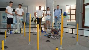Read more about the article Tabără de robotică, finanțată de CJD pentru echipe cu rezultate excepționale la concursuri