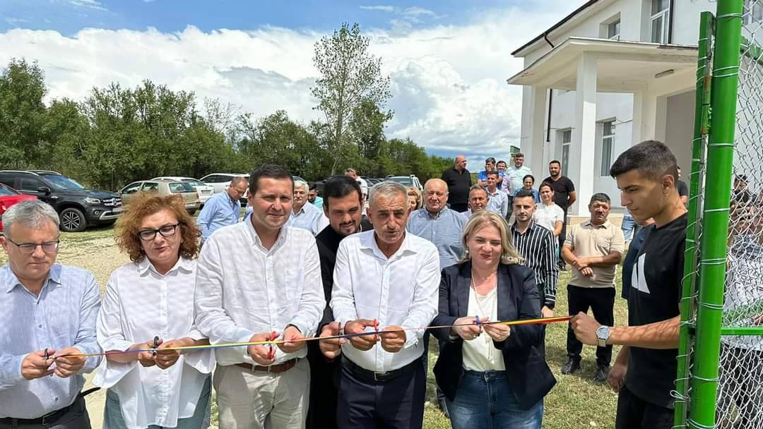 You are currently viewing Investiții importante, inaugurate, la Șelaru