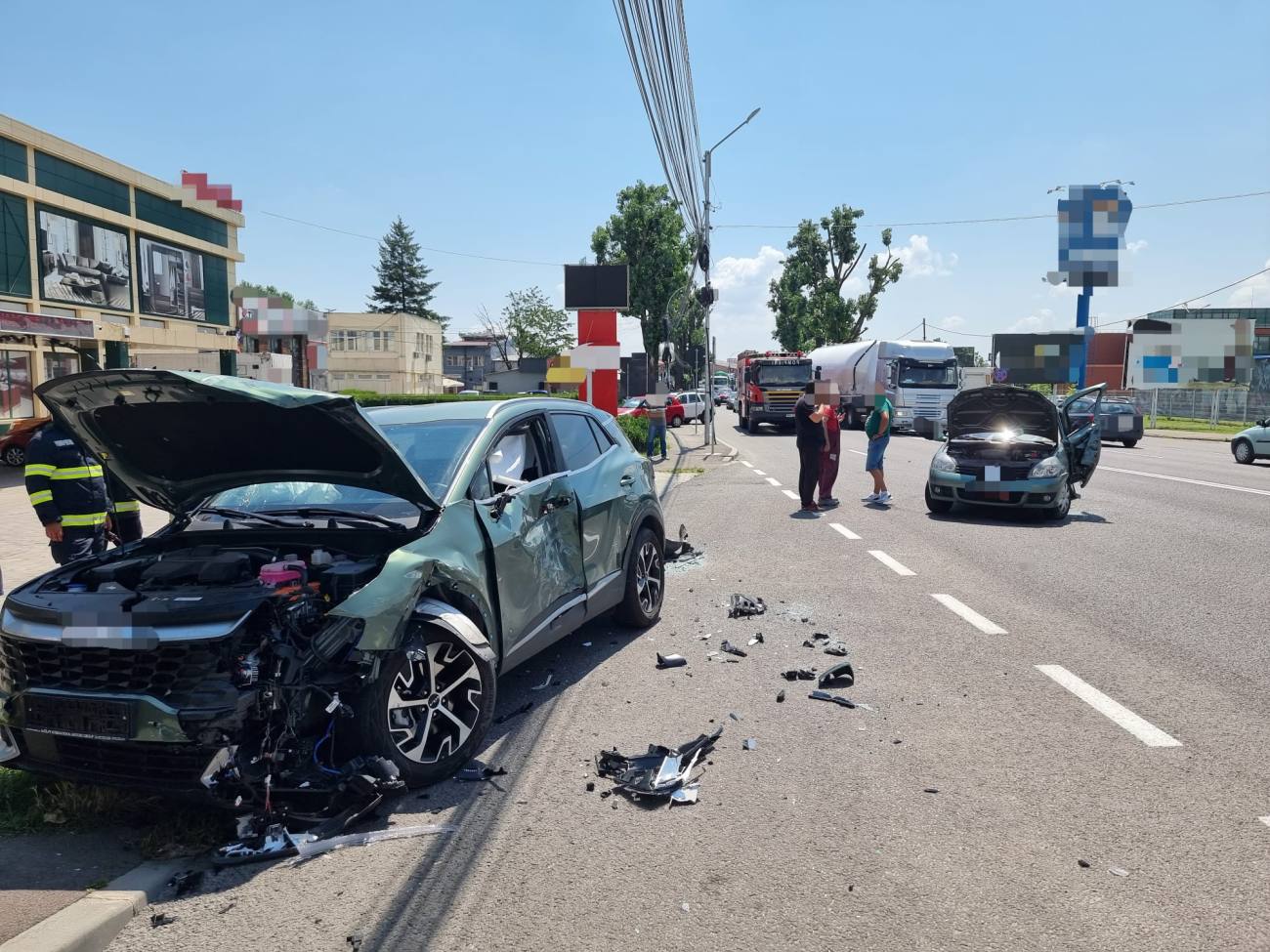 You are currently viewing Accident sever pe strada Aleea Sinaia din Târgoviște! Mai multe persoane sunt rănite!