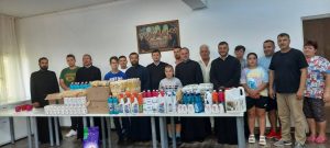 Read more about the article BISERICA PROMOVEAZĂ SOLIDARITATEA ȘI FILANTROPIA COMUNITARĂ