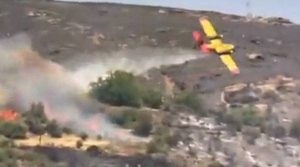 Read more about the article Un avion de stingere a incendiilor s-a prăbușit în timpul unei intervenții pe insula Evia din Grecia