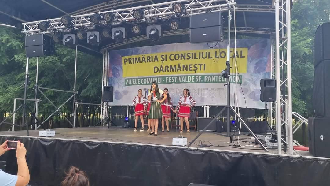 You are currently viewing Timp de patru zile, a fost sărbătoare, la Dărmănești