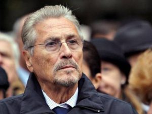 Read more about the article Emil Constantinescu: În România, în opinia publică românească, totul este distrus prin băşcălie