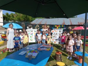 Read more about the article La Grădinița „Alexandrina Simionescu Ghica”, din Târgoviște, s-a desfășurat Programul educațional „Grădinița de vară – Poveștile copilăriei de ieri și azi”
