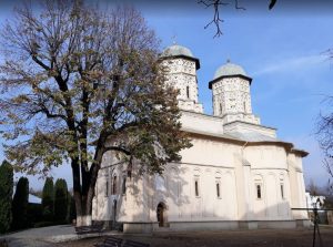 Read more about the article Serviciul de Probațiune Dâmbovița și Arhiepiscopia Târgoviște conlucrează pentru reintegrarea socială a persoanelor care au comis infracțiuni ușoare