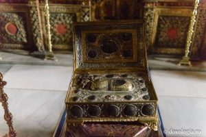 Read more about the article Moaştele Sfintei Ana, mama Maicii Domnului, aduse pentru prima dată în România