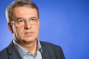 Read more about the article Primarul Constanței, urmărit penal pentru abuz în serviciu