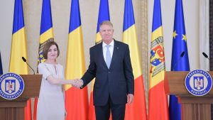 Read more about the article Klaus Iohannis merge sâmbătă în vizită oficială la Chişinău
