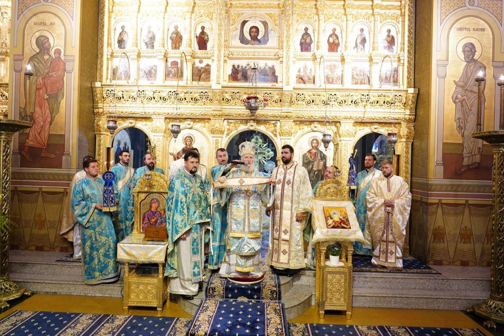 You are currently viewing NOI HIROTONII LA CATEDRALA DIN TÂRGOVIȘTE