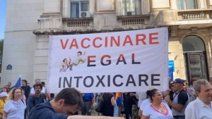 Read more about the article Haos la mitingul AUR, în fața Ministerului Sănătății