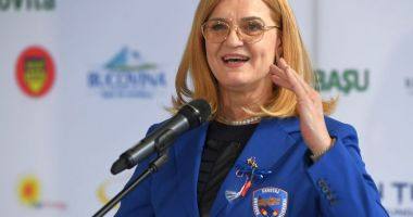 You are currently viewing Elisabeta Lipă, aleasă președinte al Federației Române de Canotaj, pentru al cincilea mandat consecutiv