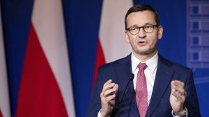 Read more about the article Polonia nu mai trimite arme Ucrainei, după declarațiile lui Zelenski