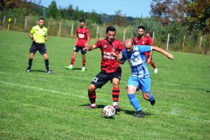 Read more about the article Schimbare de lider în Liga a 4-a! Vicecampioana Roberto Ziduri a preluat șefia clasamentului, după victoria din derby-ul cu Gura Șuții