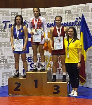 Read more about the article Larisa Bucur, sportivă legitimată la CSȘ-CSM Târgoviște, medaliată cu bronz la Campionatul Național de lupte