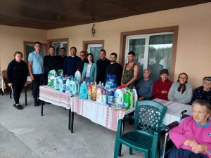 Read more about the article BISERICA IMPLICATĂ DIN NOU ÎN SPRIJINIREA UNOR NEVOI ALE COMUNITĂȚII LOCALE