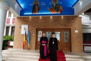 Read more about the article MITROPOLITUL NIFON L-A PRIMIT PE REPREZENTANTUL NUNȚIATURII APOSTOLICE DIN BUCUREȘTI