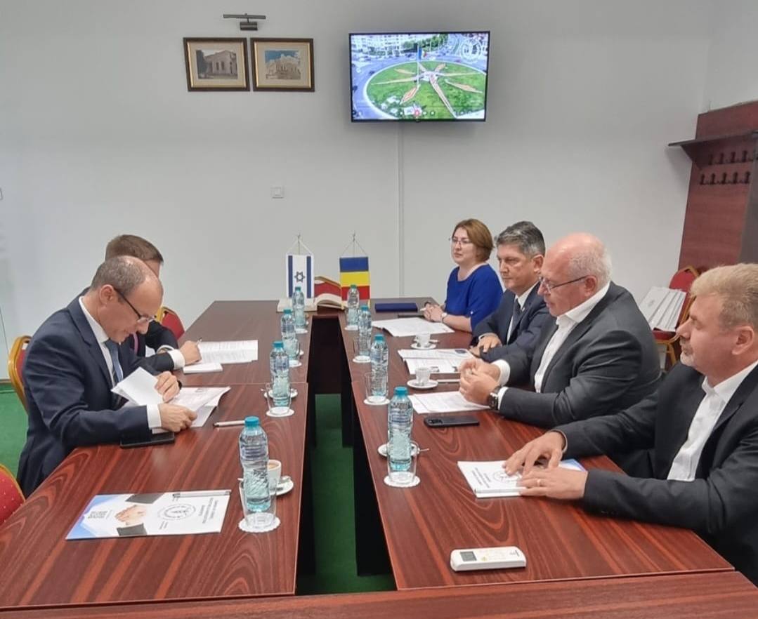 You are currently viewing Vizita Excelentei Sale, Ambasador Extraordinar și Plenipotențiar al Israelului, domnul E.S. Reuven AZAR la Camera de Comerț Industrie și Agricultură Dâmbovița