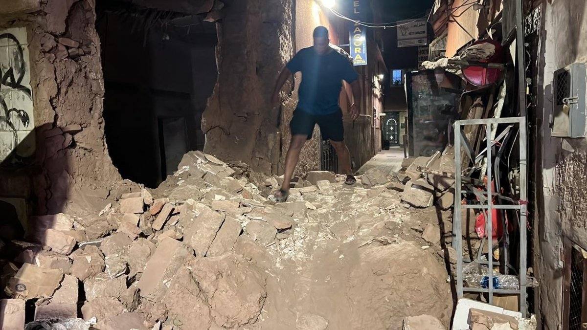 You are currently viewing Peste 2000 de morți, până acum, în urma cutremurului din Maroc