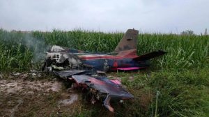 Read more about the article Un avion militar italian s-a prăbușit peste o mașină, lângă aeroportul din Torino, și a omorât o fetiţă