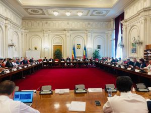 Read more about the article Titus Corlățean: Îmi e greu să înțeleg de ce unii liberali, membri ai coaliției de guvernare cu PSD, refuză acum populist măsuri pe care anterior guvernul lor le-a asumat și validat